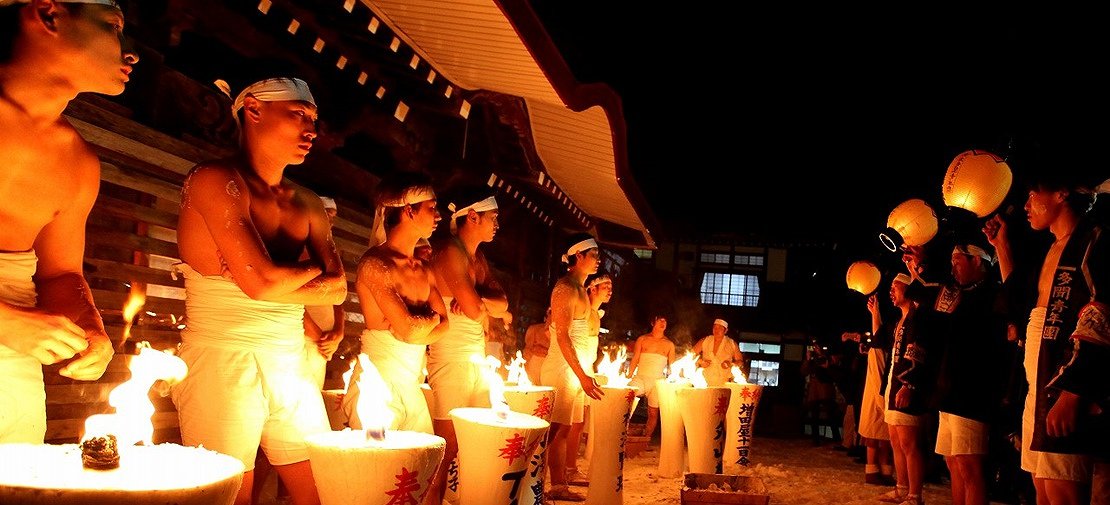 裸押し合い大祭